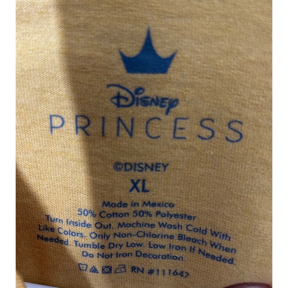 Disney Princess Yellow Tee Shirt Kindness‎ Grows from Within Women's Size XL - Picture 3 of 3